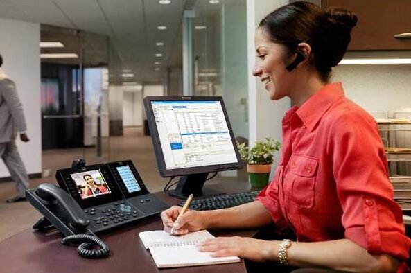 Qué es la Telefonía IP y por qué las empresas en Chile están migrando en 2026 1 telefonía IP empresas Chile VoIP